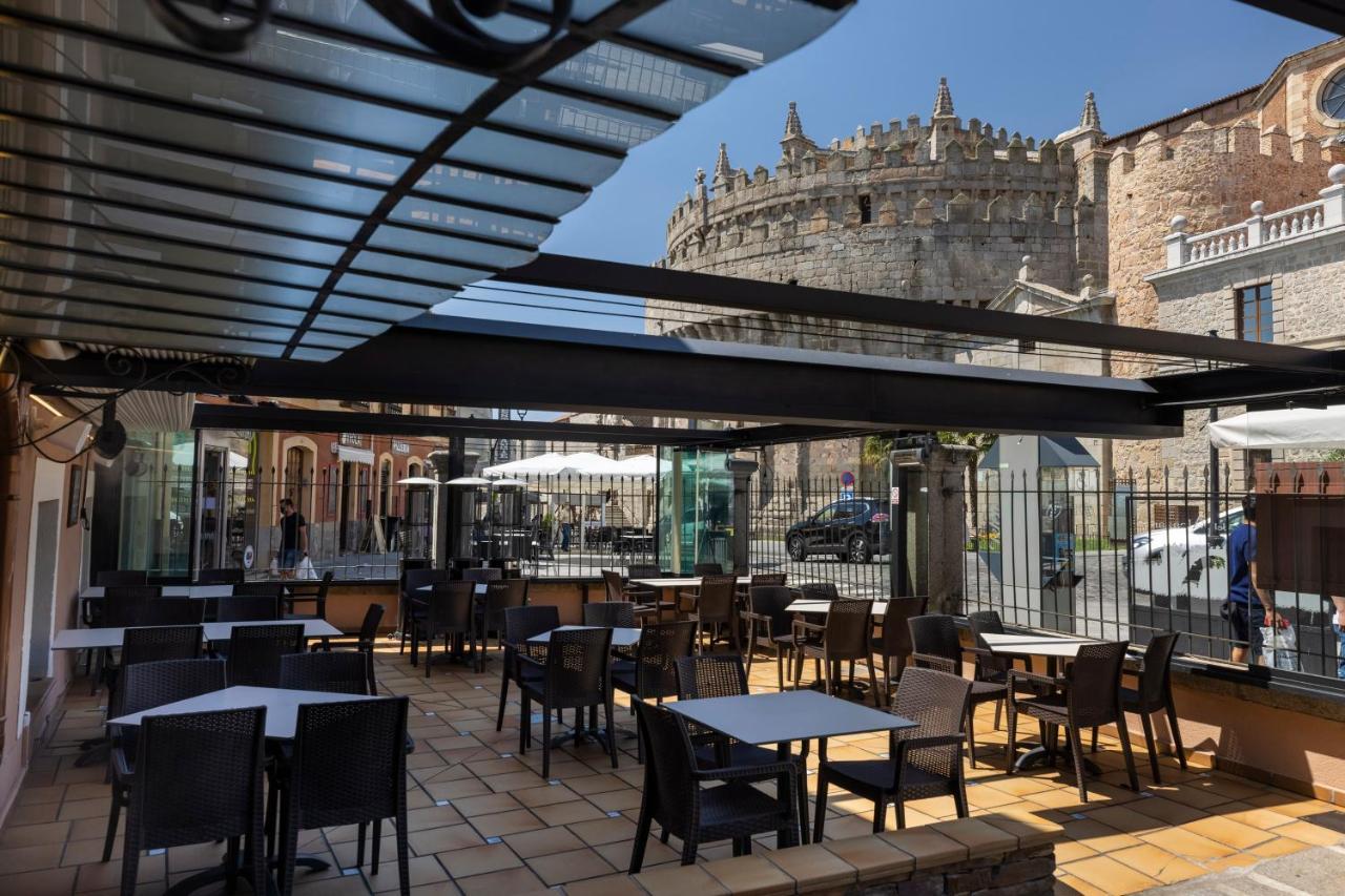 Hostal Restaurante Puerta Del Alcazar Ávila Extérieur photo