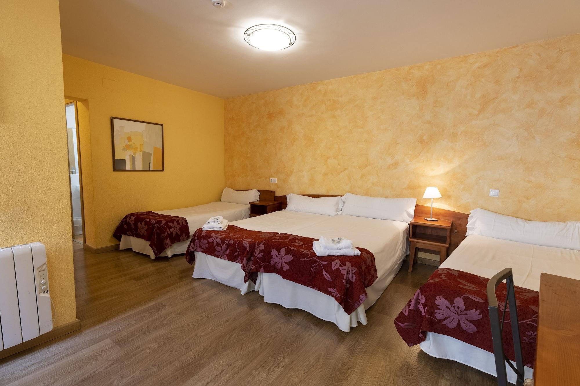 Hostal Restaurante Puerta Del Alcazar Ávila Extérieur photo